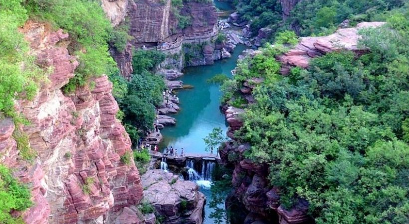6-Day Henan Adventure with Cultural Highlights and Scenic Wonders