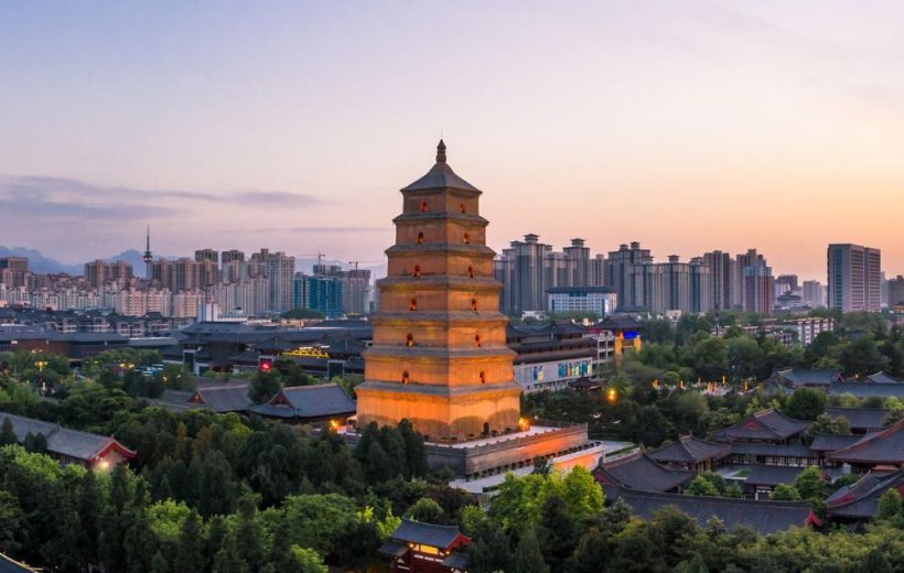 15-Day Epic Train Journey to Tibet: Explore the Great Wall, Potala Palace, and Everest
